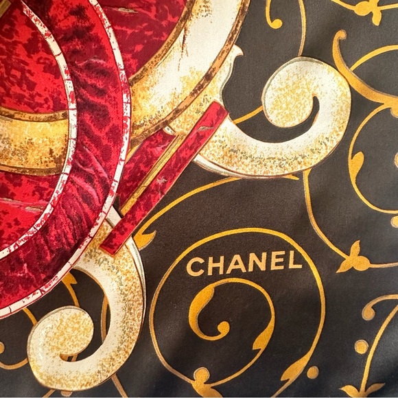 Chanel Floral 100% Silk Scarf - Picture 4 of 4